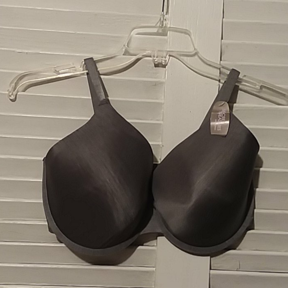 NWT☆ Secret Treasures Bra